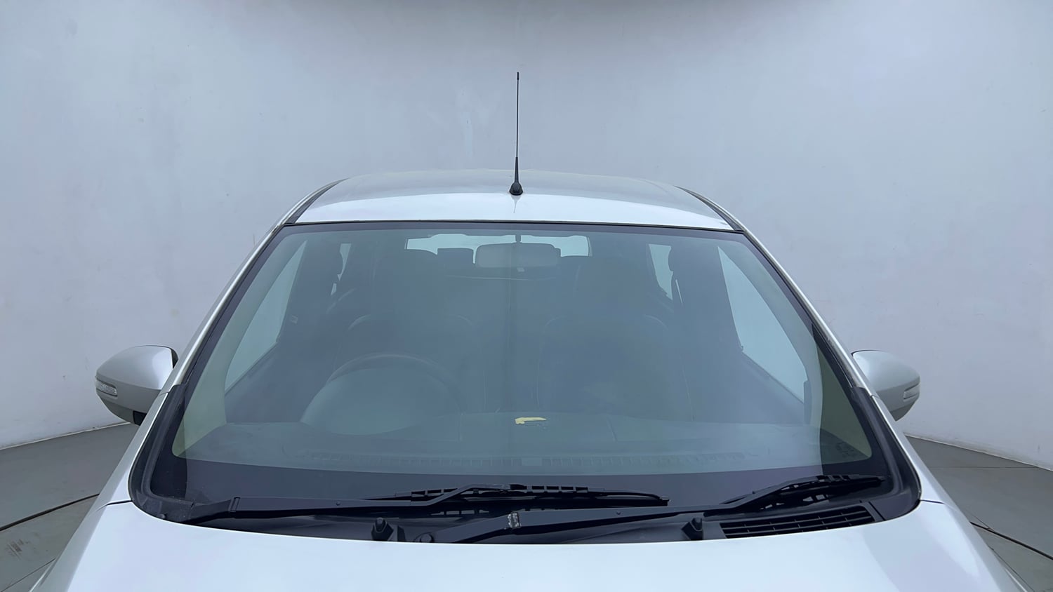 Used 2018 Maruti Suzuki Ertiga VXI CNG (Outside Fitted) Cng Manual exterior FRONT WINDSHIELD VIEW