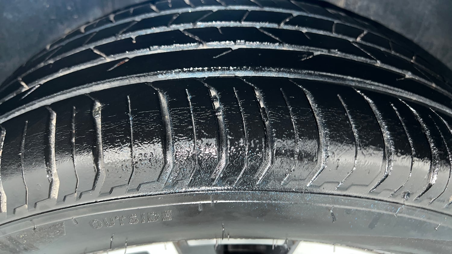 Used 2023 Skoda Slavia Style 1.0L TSI MT Petrol Manual tyres RIGHT REAR TYRE TREAD VIEW