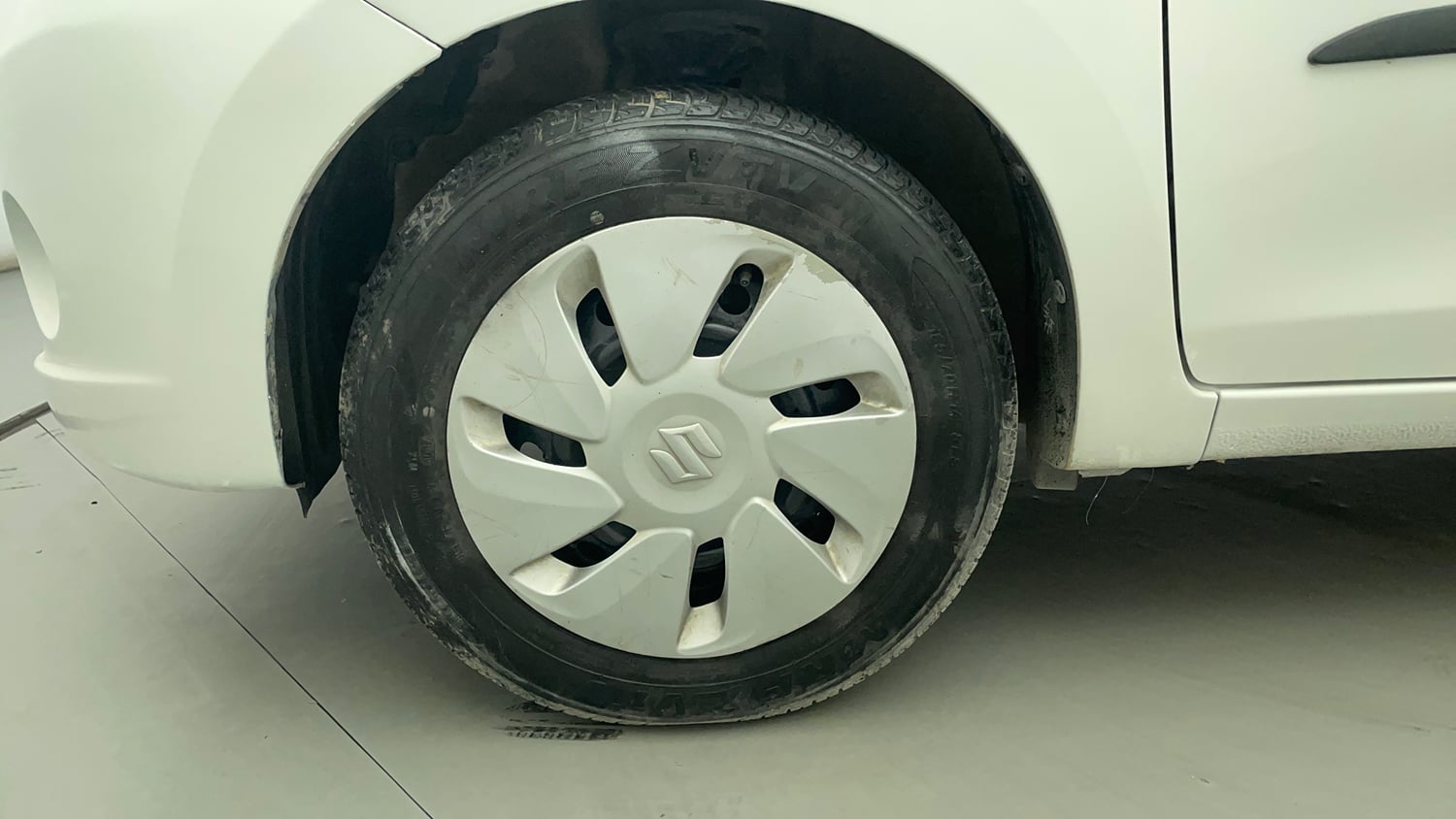 Used 2017 Maruti Suzuki Celerio VXi Petrol Manual tyres LEFT FRONT TYRE RIM VIEW