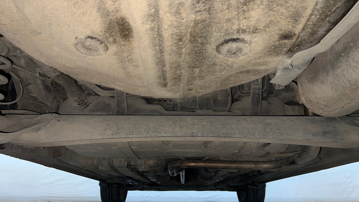 Used 2015 Hyundai Elite i20 Asta 1.2 Petrol Manual extra REAR UNDERBODY VIEW (TAKEN FROM REAR)