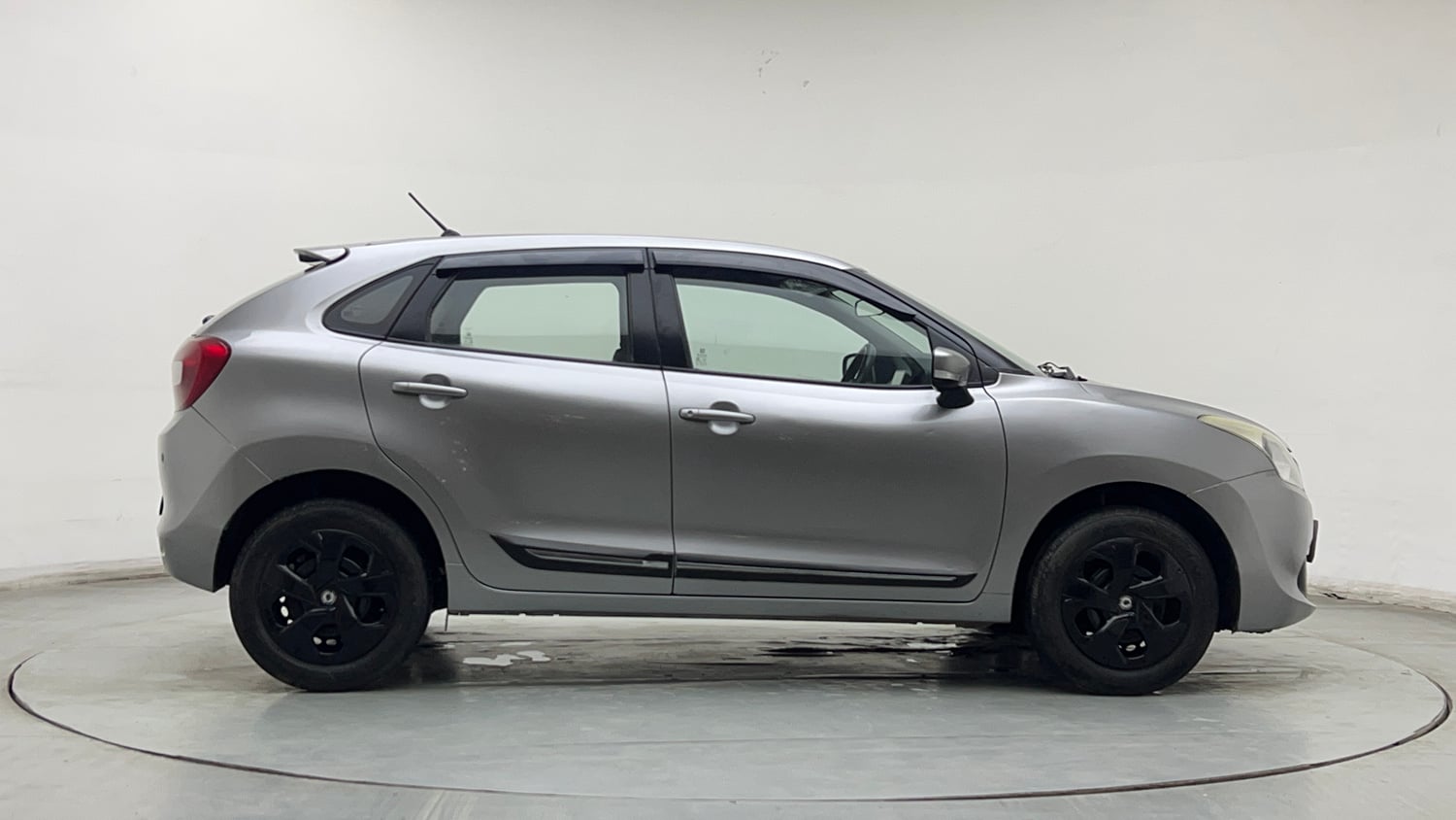 Used 2016 Maruti Suzuki Baleno Delta 1.2 Petrol Manual exterior RIGHT SIDE VIEW