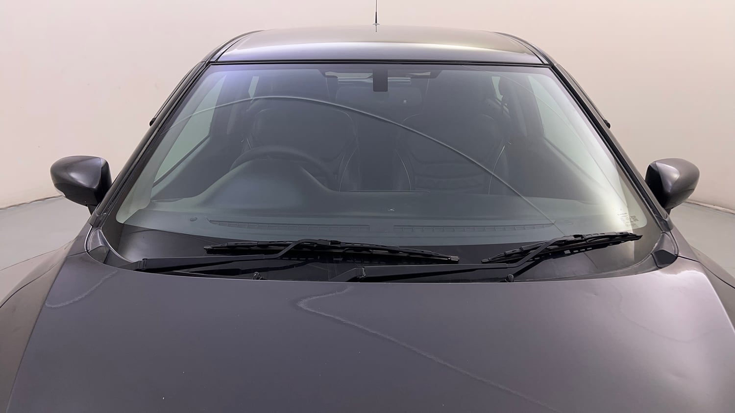 Used 2018 Maruti Suzuki Baleno Alpha 1.2 AT Petrol Automatic exterior FRONT WINDSHIELD VIEW