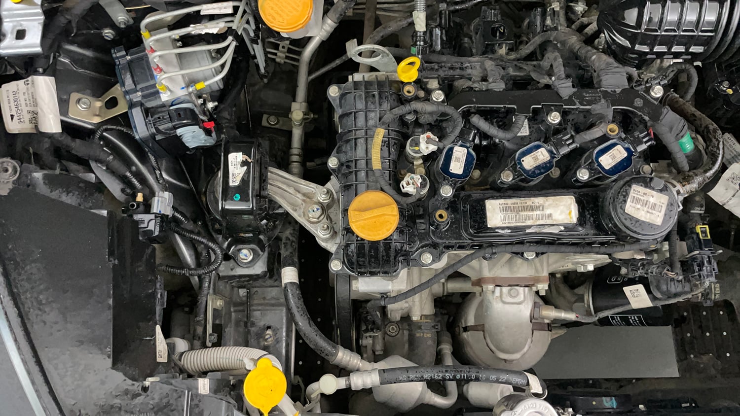 Used 2022 Tata Altroz XM Plus Petrol Petrol Manual engine ENGINE RIGHT SIDE VIEW