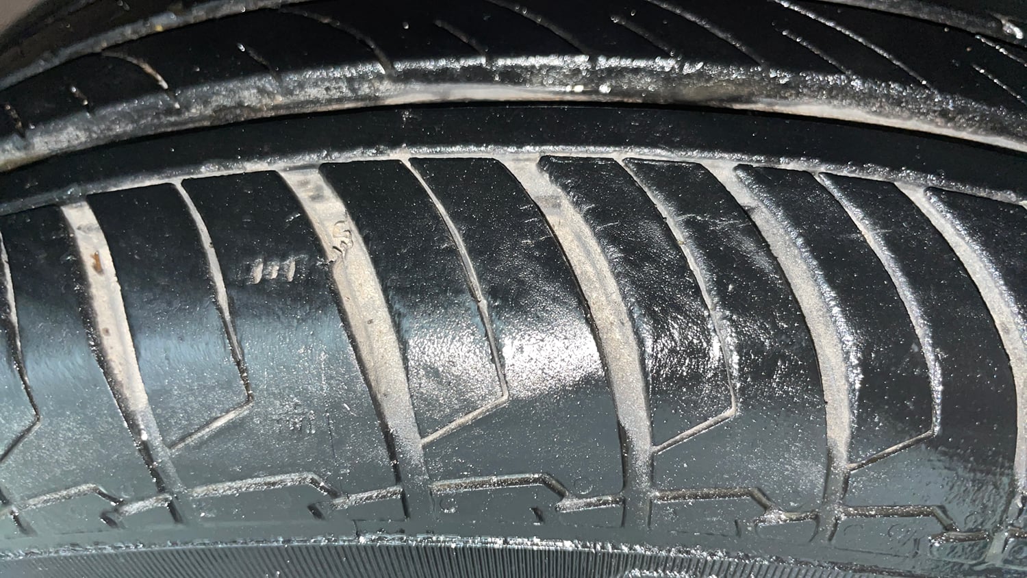Used 2018 Hyundai Verna EX 1.4 VTVT Petrol Manual tyres RIGHT FRONT TYRE TREAD VIEW