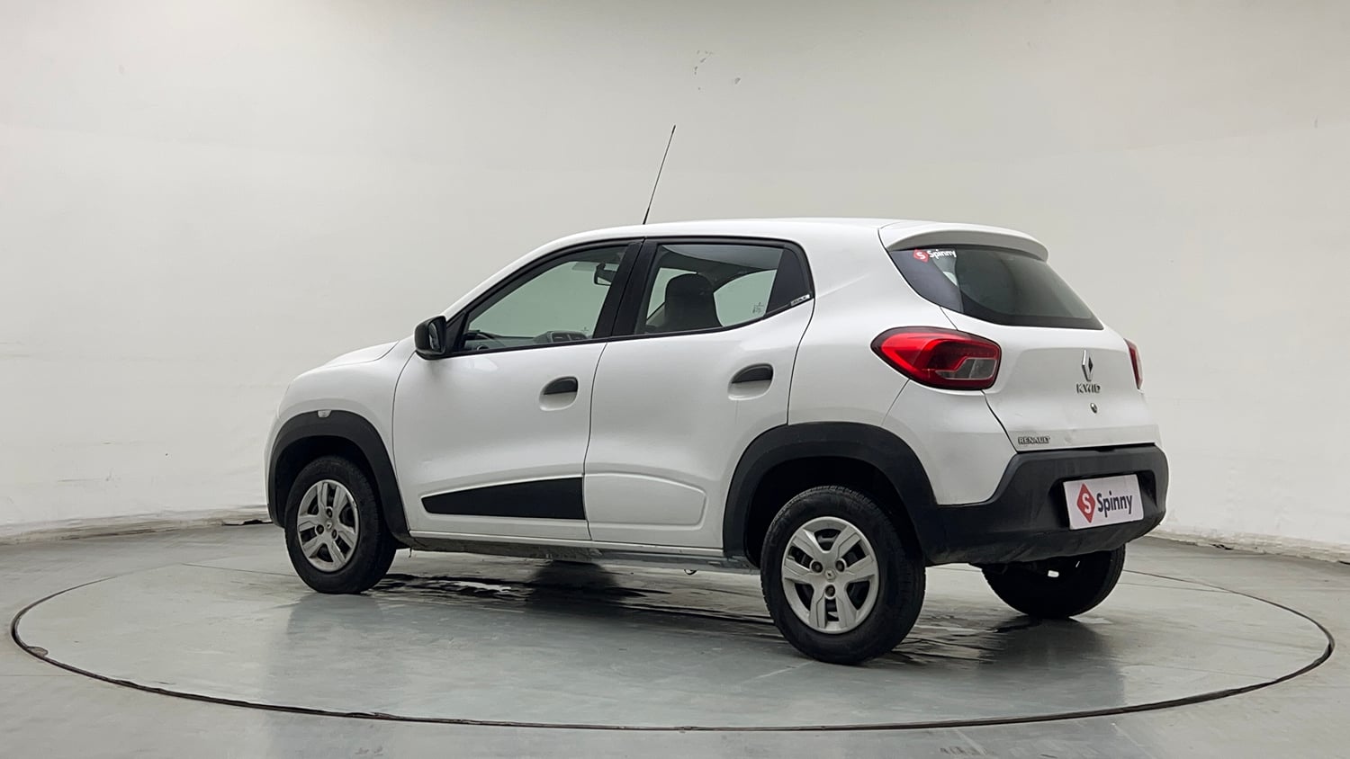 Used 2020 Renault Kwid RXT Opt Petrol Manual exterior LEFT REAR CORNER VIEW