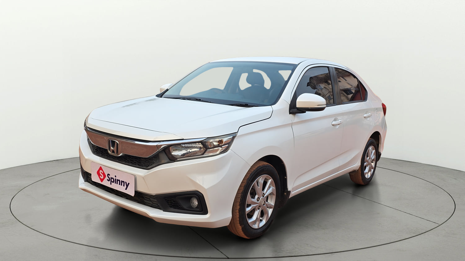 Used 2019 Honda Amaze 1.2 V CVT Petrol Petrol Automatic exterior LEFT FRONT CORNER VIEW