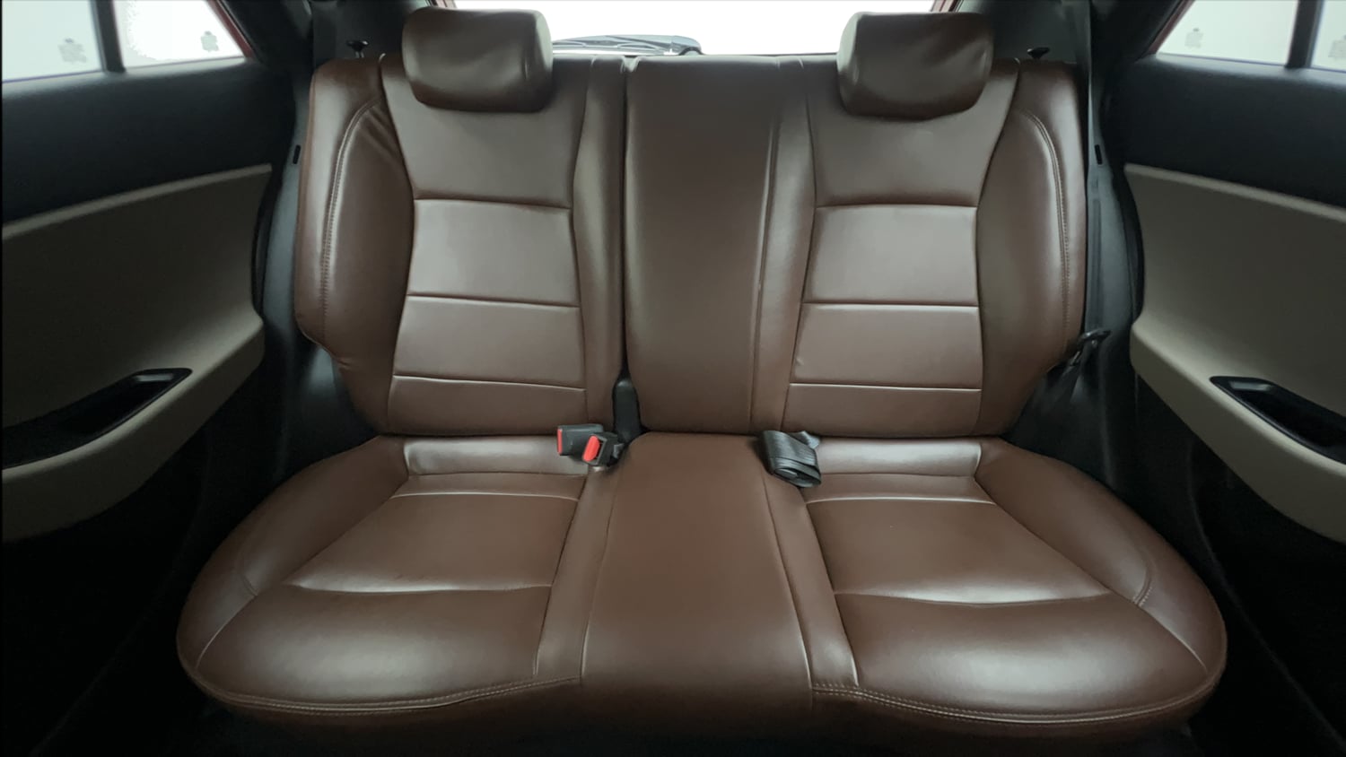 Used 2015 Hyundai Elite i20 Asta 1.2 Petrol Manual interior REAR SEAT CONDITION VIEW