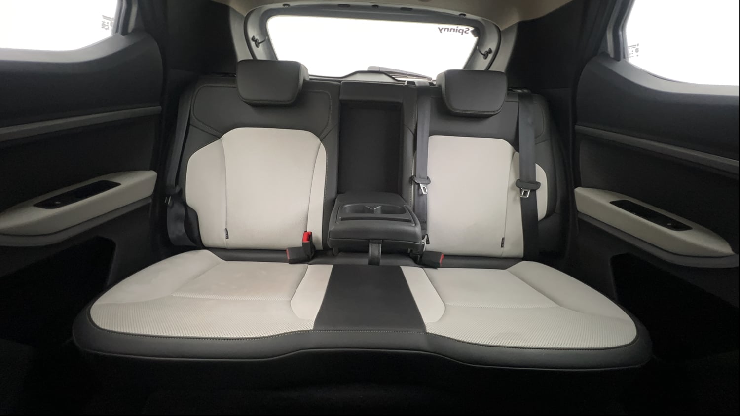 Used 2026 Renault Kiger Emotion MT Petrol Manual interior REAR SEAT CONDITION VIEW