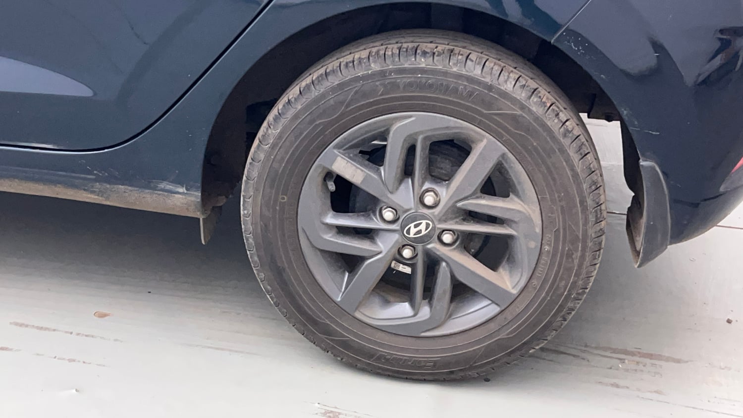 Used 2022 Hyundai Grand i10 Nios Sportz 1.2 Kappa VTVT Petrol Manual tyres LEFT REAR TYRE RIM VIEW