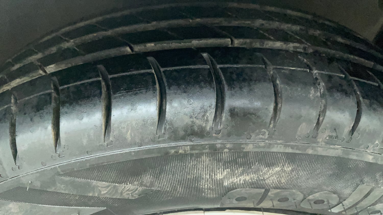 Used 2017 Maruti Suzuki Celerio VXi Petrol Manual tyres RIGHT FRONT TYRE TREAD VIEW