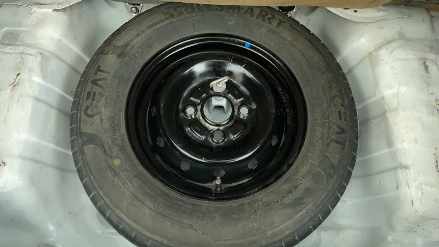 Used 2020 Maruti Suzuki Alto 800 VXi Petrol Manual tyres SPARE TYRE VIEW