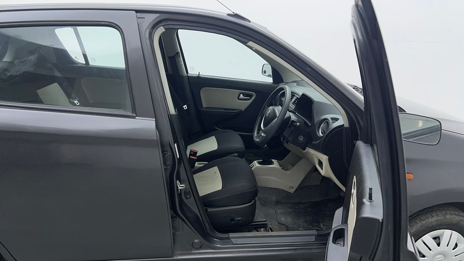 Used 2020 Maruti Suzuki Alto 800 LXi Petrol Manual interior RIGHT SIDE FRONT DOOR CABIN VIEW