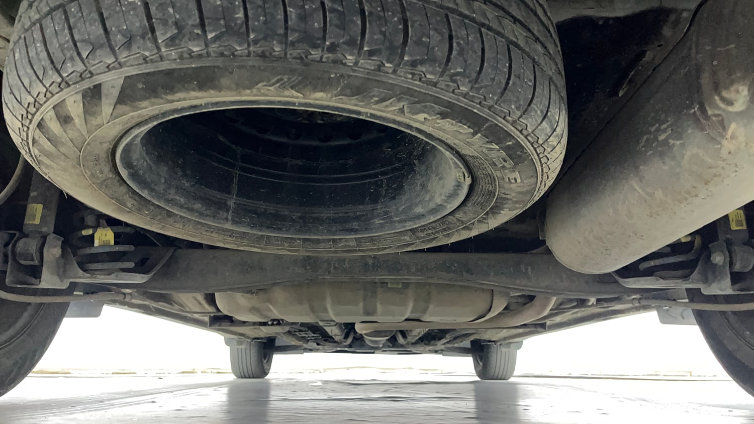 Used 2023 Kia Carens Prestige 1.5 Petrol 7 STR Petrol Manual extra REAR UNDERBODY VIEW (TAKEN FROM REAR)
