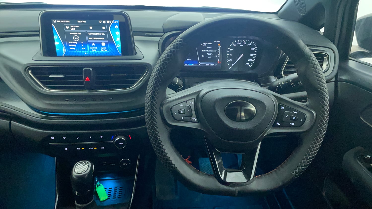 Used 2024 Tata Altroz XZA Plus (S) Dark Edition Petrol Automatic interior STEERING VIEW
