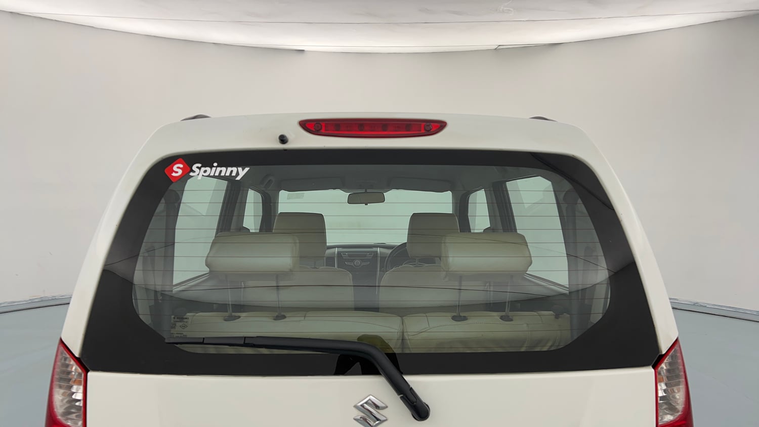 Used 2013 Maruti Suzuki Wagon R VXI Petrol Manual exterior BACK WINDSHIELD VIEW