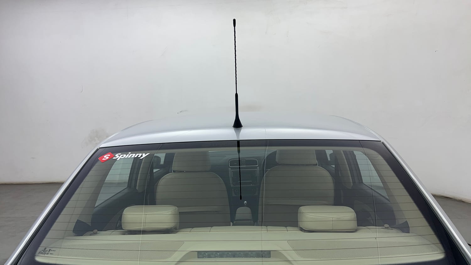 Used 2017 Volkswagen Ameo Highline Plus 1.5L AT (D)16 Alloy Diesel Automatic exterior BACK WINDSHIELD VIEW