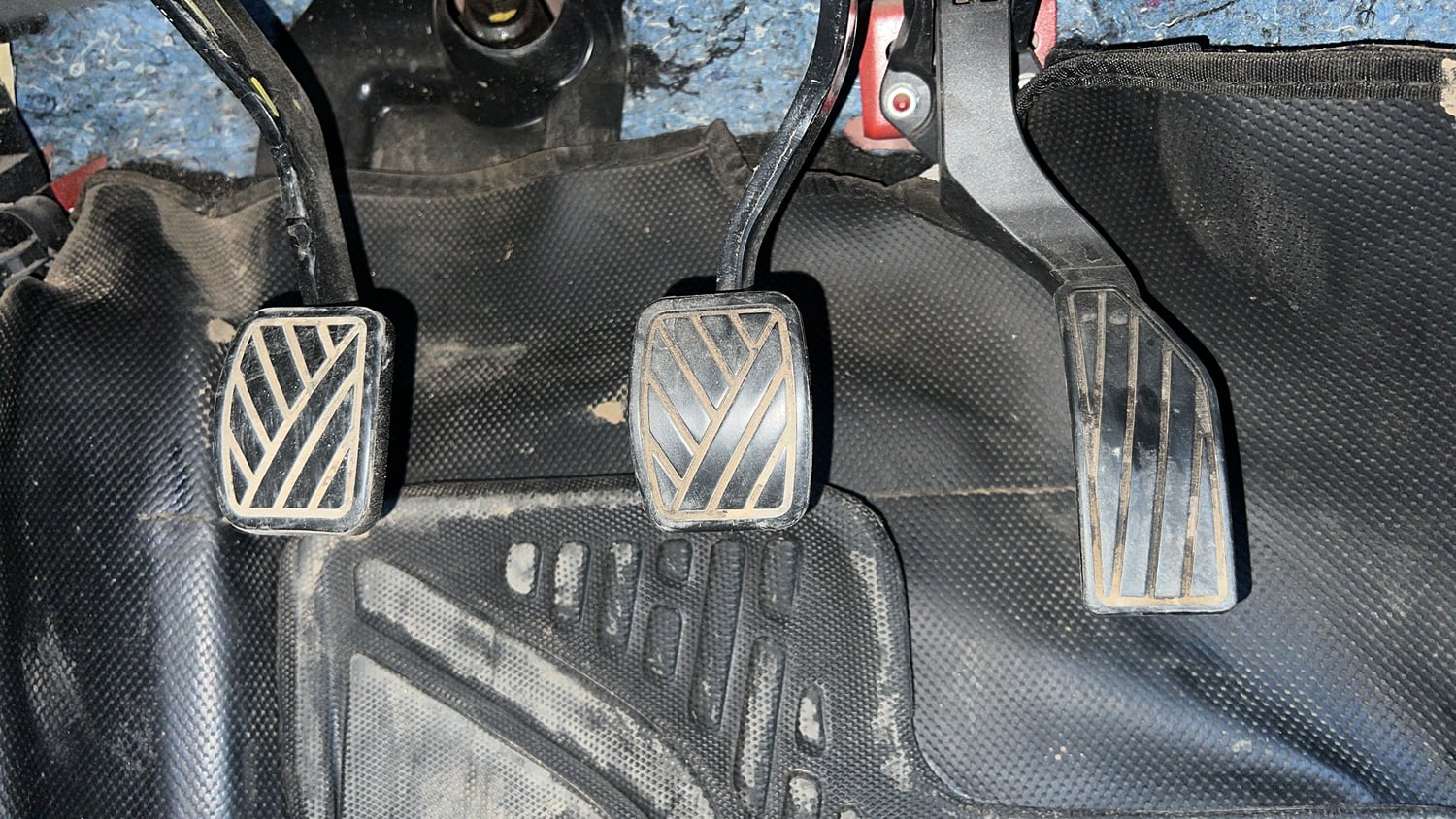 Used 2023 Maruti Suzuki Brezza Zxi Plus Dual Tone Petrol Manual interior PEDALS VIEW