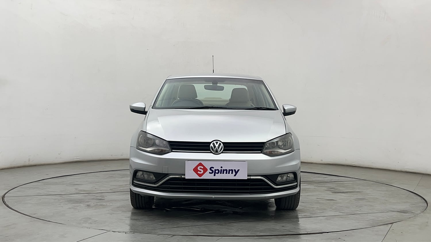 Used 2017 Volkswagen Ameo Highline Plus 1.5L AT (D)16 Alloy Diesel Automatic exterior FRONT VIEW