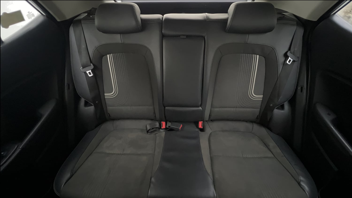 Used 2019 hyundai Venue SX 1.0 (O) Turbo Petrol Petrol Manual interior REAR SEAT CONDITION VIEW