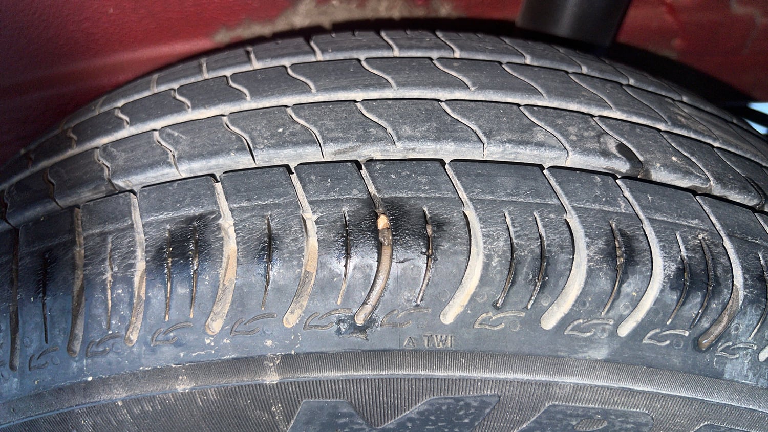 Used 2023 Maruti Suzuki Wagon R VXI 1.0 CNG Cng Manual tyres LEFT REAR TYRE TREAD VIEW