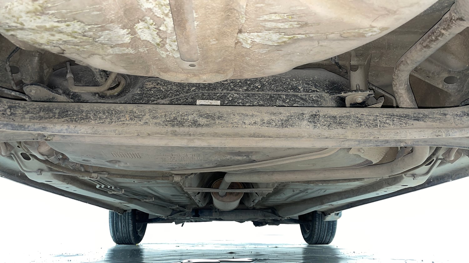 Used 2016 Maruti Suzuki Baleno Delta 1.2 Petrol Manual extra REAR UNDERBODY VIEW (TAKEN FROM REAR)