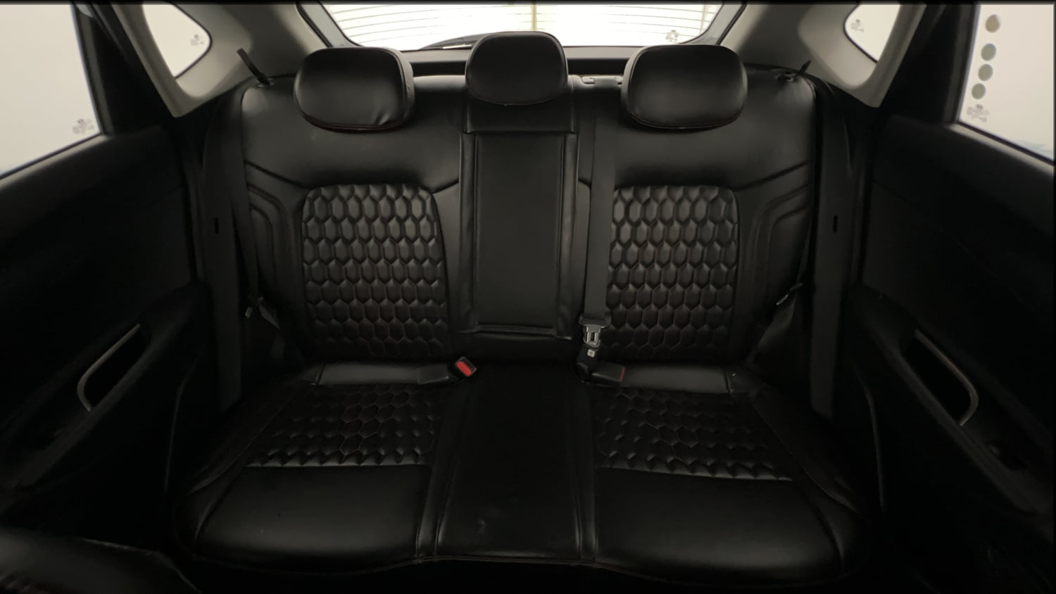 Used 2023 Hyundai i20 Asta (O) 1.2 IVT Petrol Automatic interior REAR SEAT CONDITION VIEW