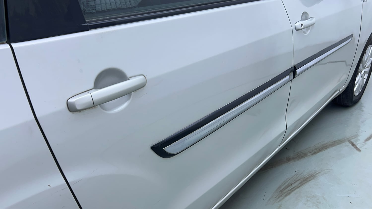 Used 2018 Maruti Suzuki Ertiga VXI CNG (Outside Fitted) Cng Manual dents MINOR SCRATCH
