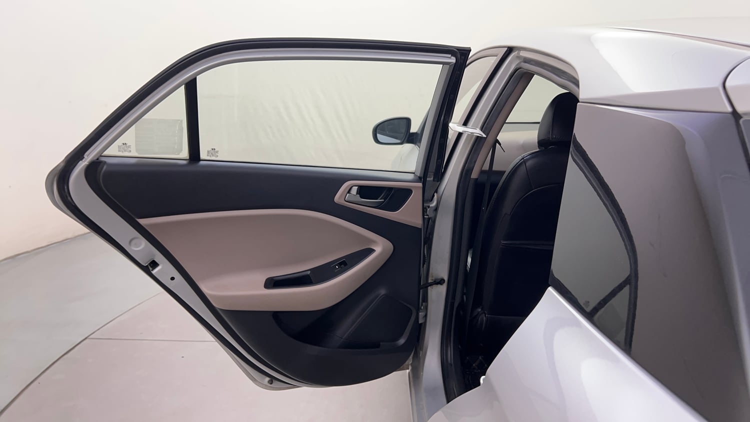 Used 2016 Hyundai Elite i20 Magna 1.2 Petrol Manual interior LEFT REAR DOOR OPEN VIEW