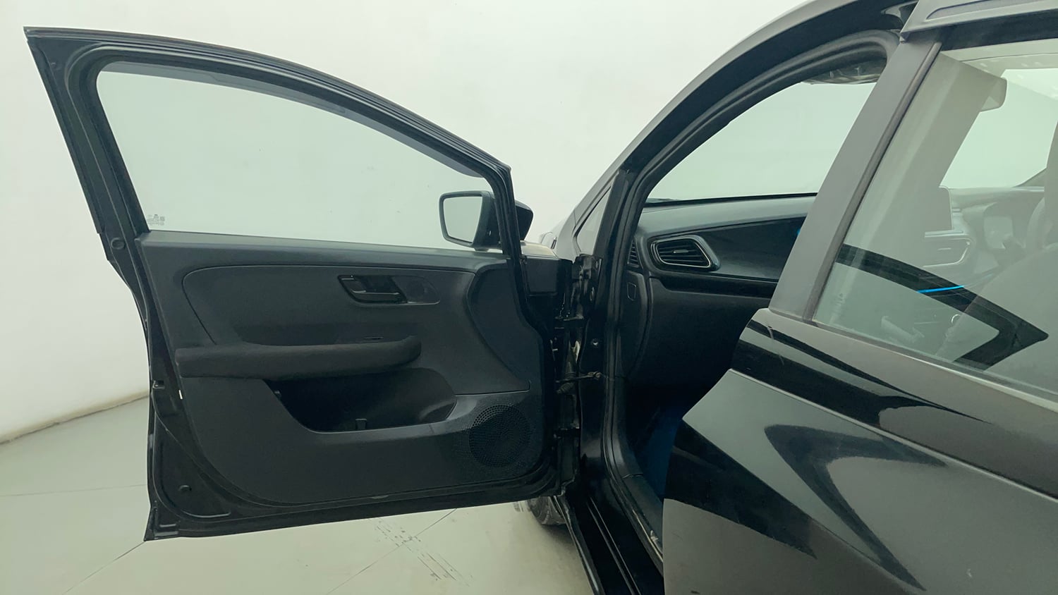 Used 2024 Tata Altroz XZA Plus (S) Dark Edition Petrol Automatic interior LEFT FRONT DOOR OPEN VIEW