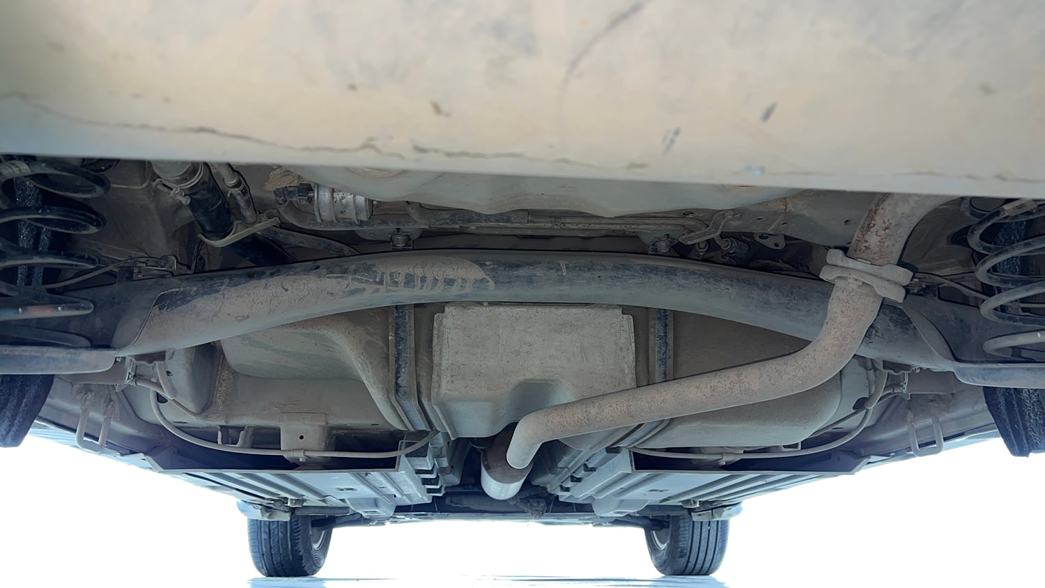 Used 2021 Maruti Suzuki Vitara Brezza ZXi AT SHVS Petrol Automatic extra REAR UNDERBODY VIEW (TAKEN FROM REAR)