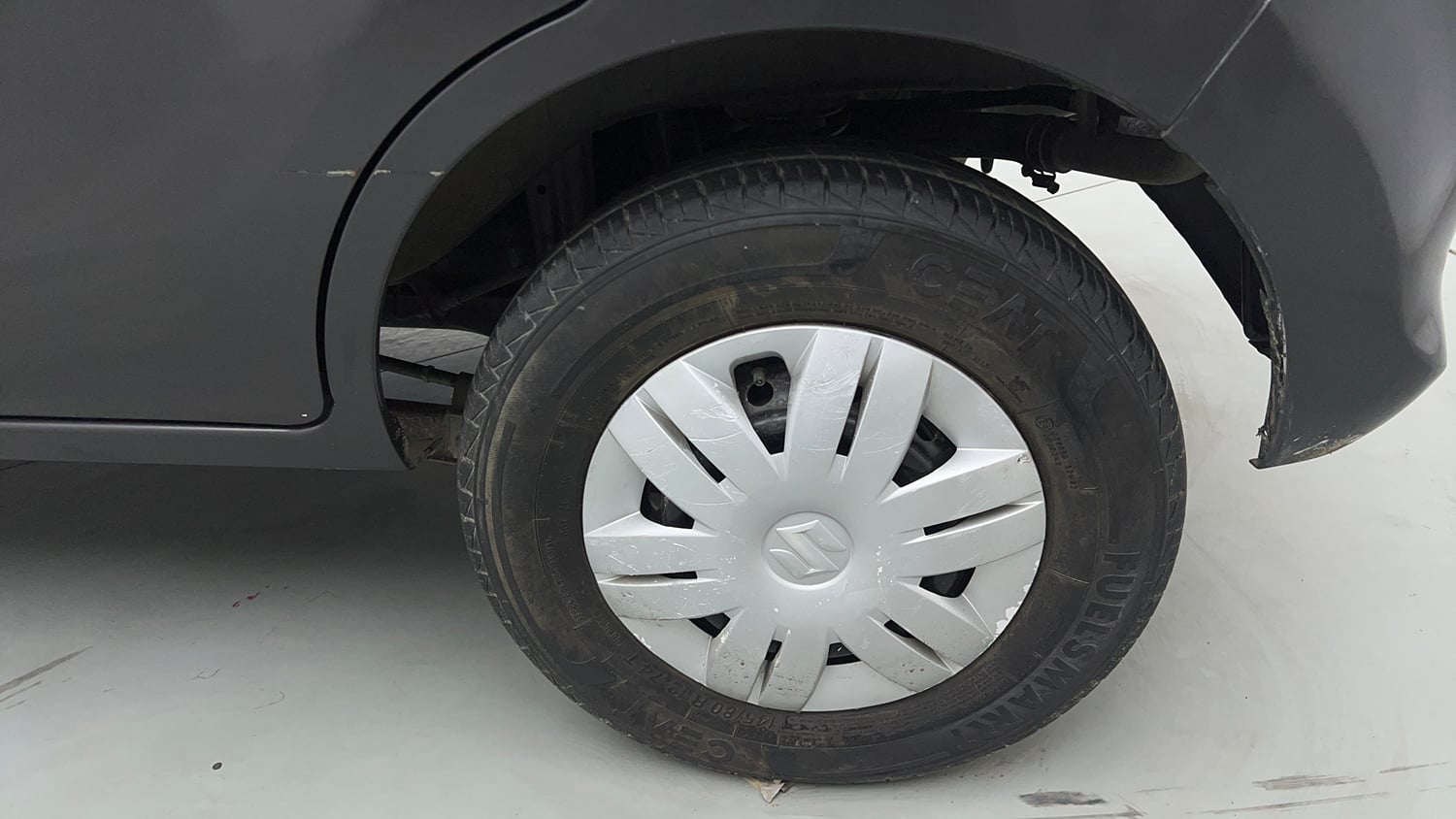Used 2020 Maruti Suzuki Alto 800 LXi Petrol Manual tyres LEFT REAR TYRE RIM VIEW