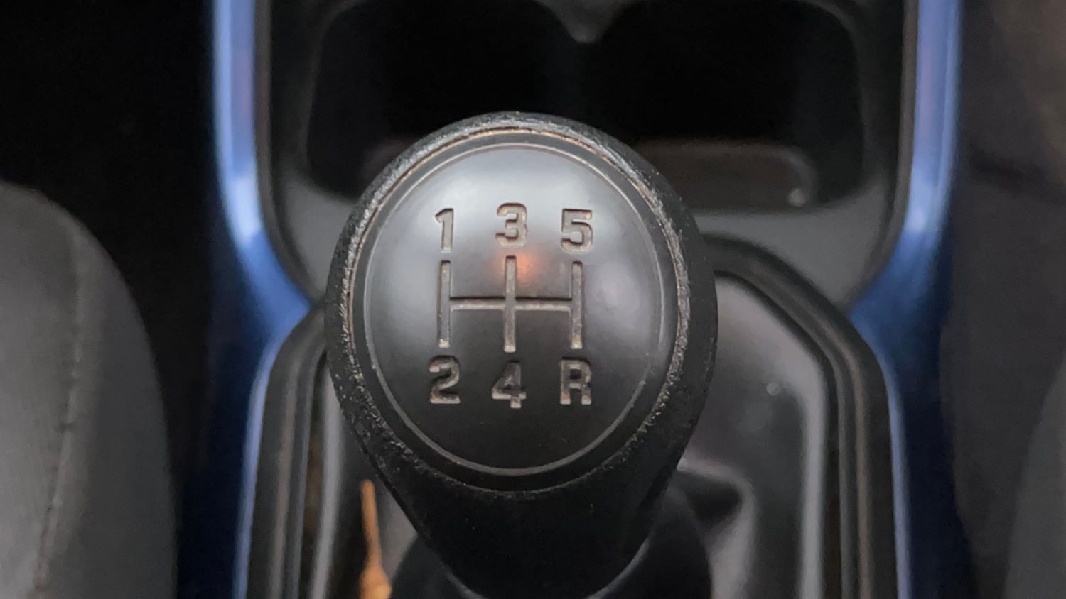 Used 2022 Maruti Suzuki Ignis Sigma 1.2 MT Petrol Manual interior GEAR  KNOB VIEW