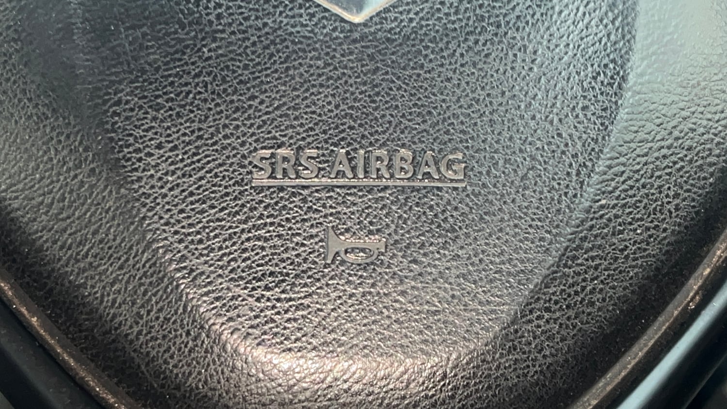 Used 2017 Maruti Suzuki Vitara Brezza VDi (O) Diesel Manual top_features Airbags