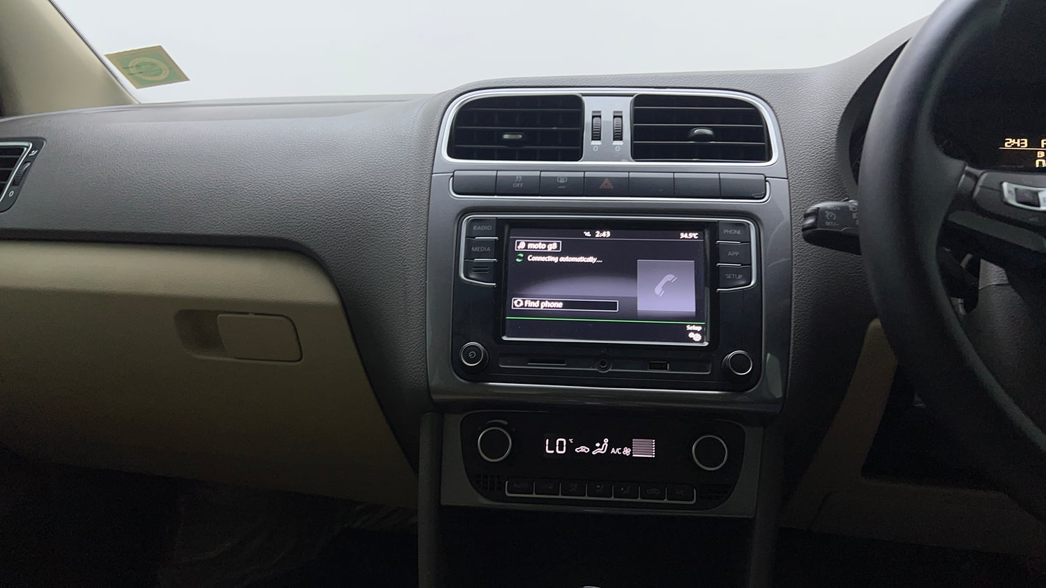 Used 2021 Volkswagen Vento Highline 1.0L TSI Automatic Petrol Automatic interior MUSIC SYSTEM & AC CONTROL VIEW