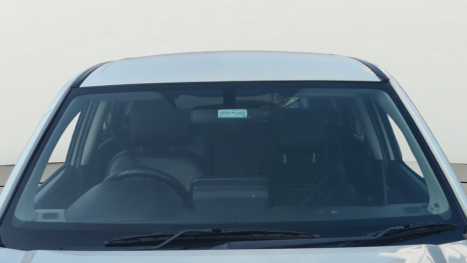 Used 2024 Maruti Suzuki Grand Vitara Zeta Smart Hybrid Petrol Manual exterior FRONT WINDSHIELD VIEW