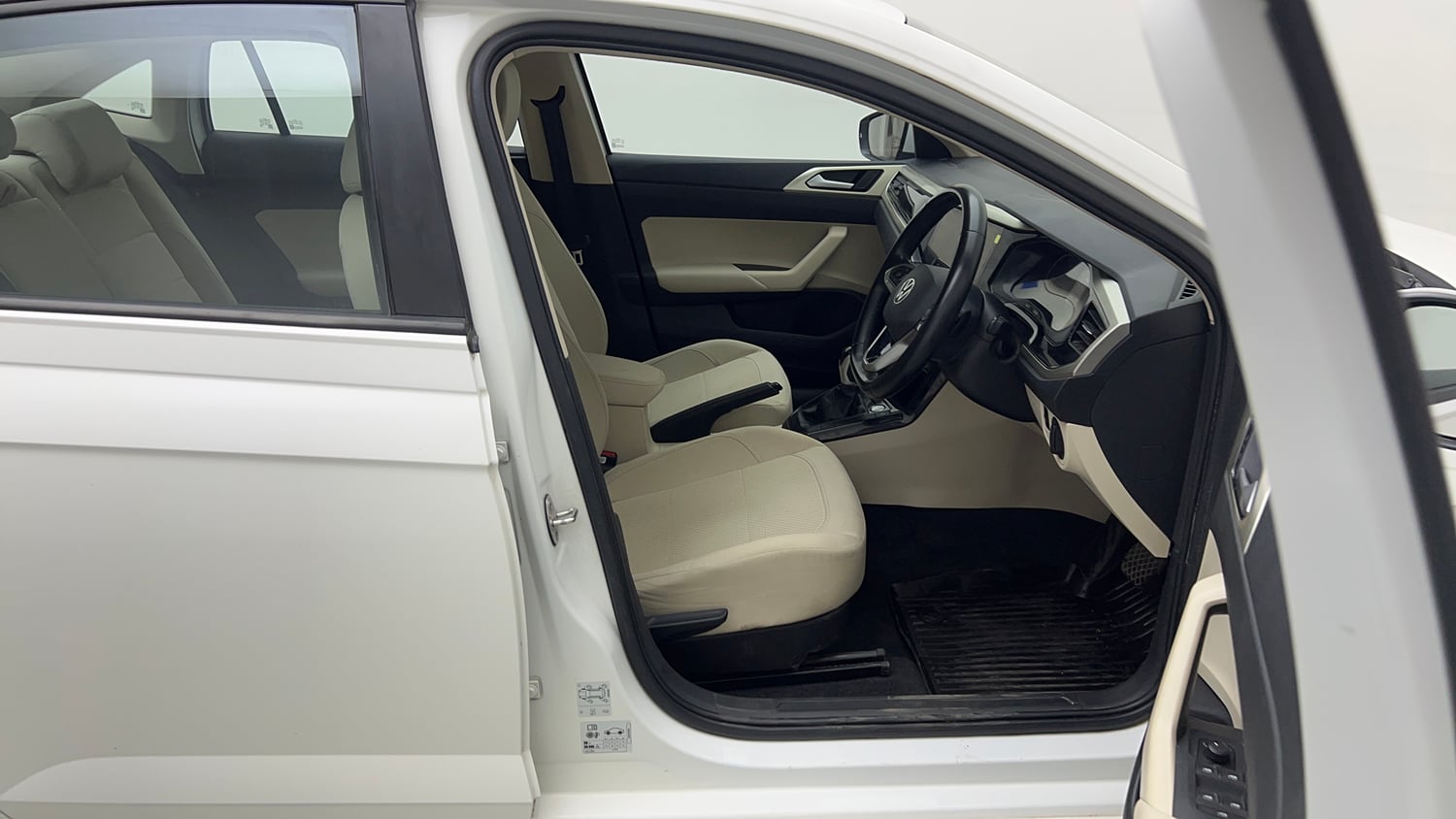 Used 2022 Volkswagen Virtus Highline 1.0 TSI AT Petrol Automatic interior RIGHT SIDE FRONT DOOR CABIN VIEW