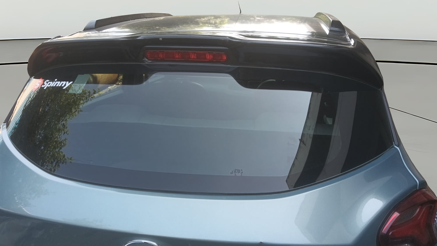 Used 2022 Tata Punch Accomplished MT Petrol Manual exterior BACK WINDSHIELD VIEW