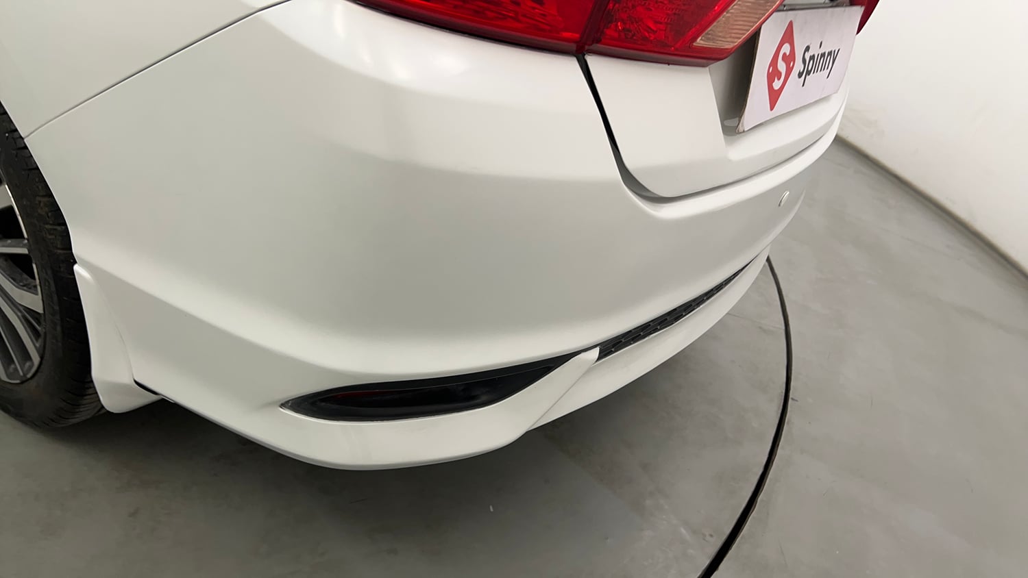 Used 2018 Honda City VX CVT Petrol Petrol Automatic dents MINOR SCRATCH