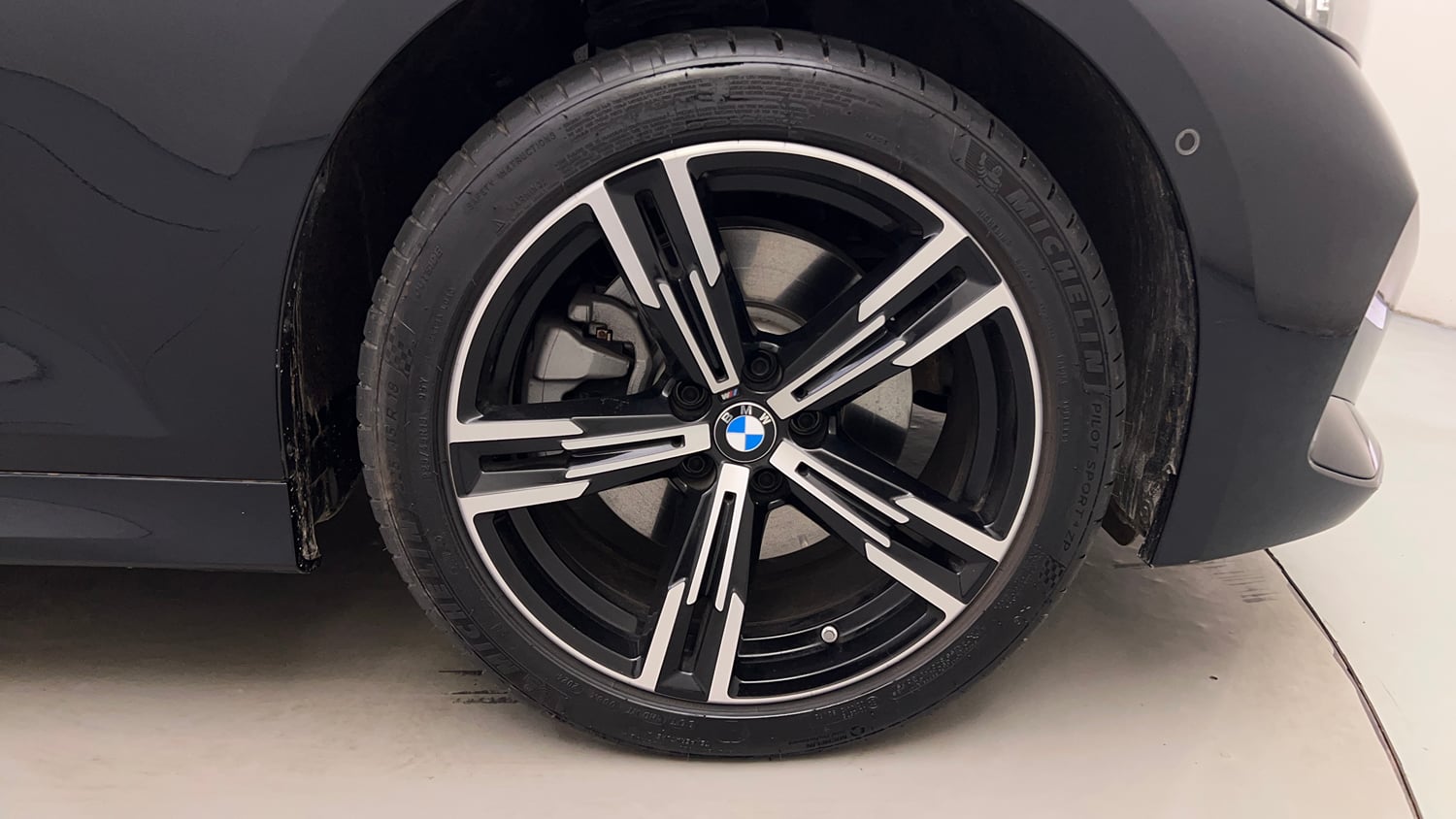 Used 2025 BMW 3 Series Gran Limousine 330Li M Sport Petrol Automatic tyres RIGHT FRONT TYRE RIM VIEW