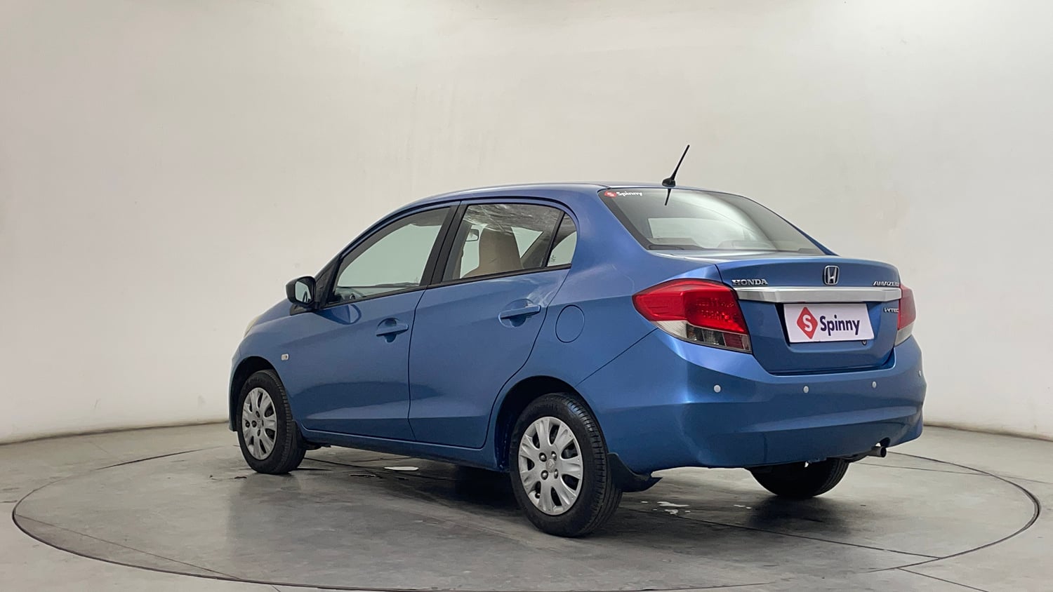 Used 2014 Honda Amaze 1.2 VX i-VTEC Petrol Manual exterior LEFT REAR CORNER VIEW