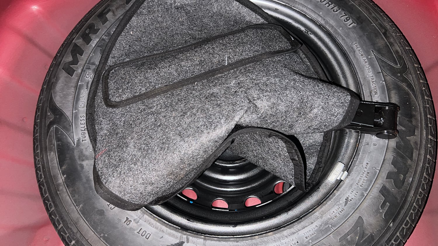 Used 2021 Hyundai Santro Sportz Petrol Manual tyres SPARE TYRE VIEW