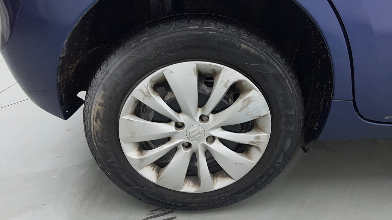 Used 2018 Maruti Suzuki Baleno Delta 1.2 Petrol Manual tyres RIGHT REAR TYRE RIM VIEW