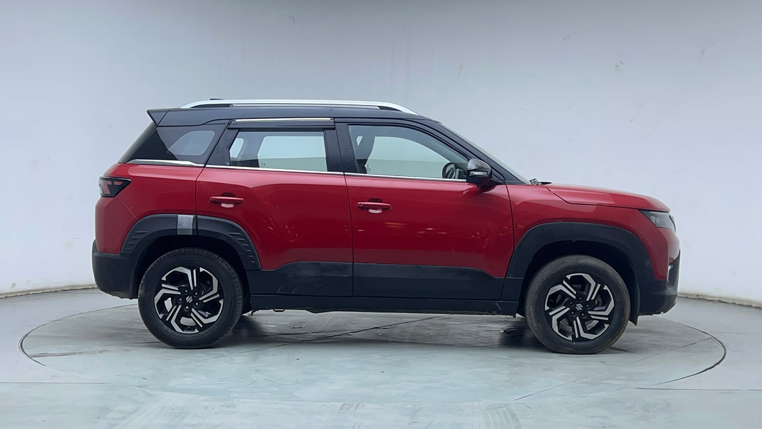 Used 2023 Maruti Suzuki Brezza Zxi Plus Dual Tone Petrol Manual exterior RIGHT SIDE VIEW