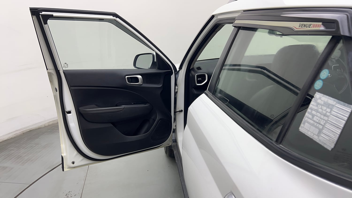 Used 2019 hyundai Venue SX 1.0 (O) Turbo Petrol Petrol Manual interior LEFT FRONT DOOR OPEN VIEW