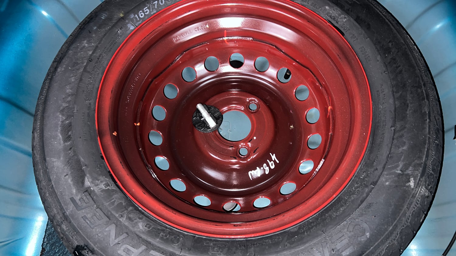 Used 2024 Renault Kwid RXL(O) 1.0L AMT Petrol Automatic tyres SPARE TYRE VIEW