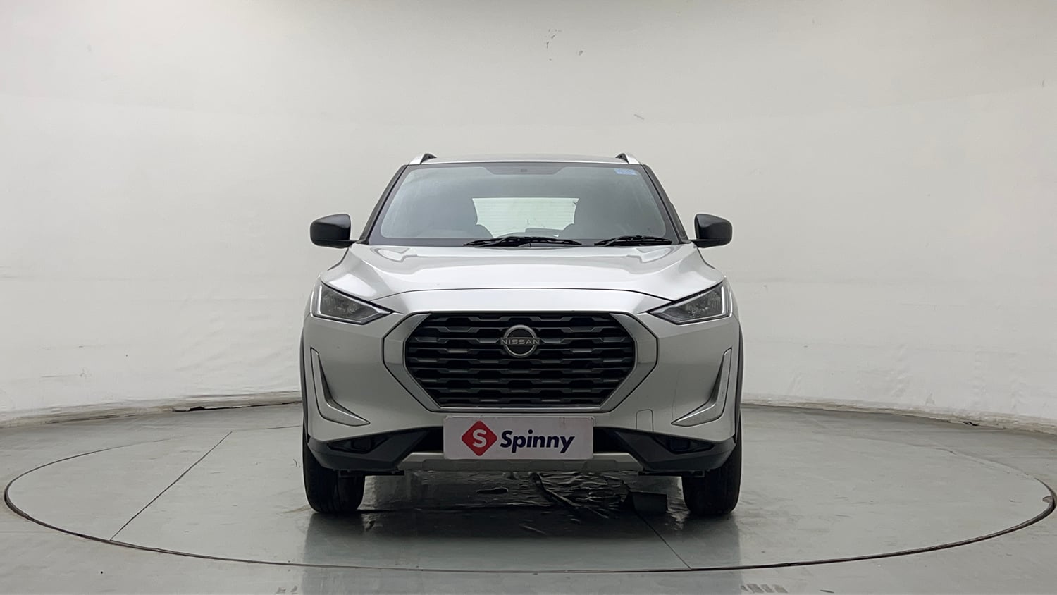 Used 2023 Nissan Magnite XE AMT Petrol Automatic exterior FRONT VIEW