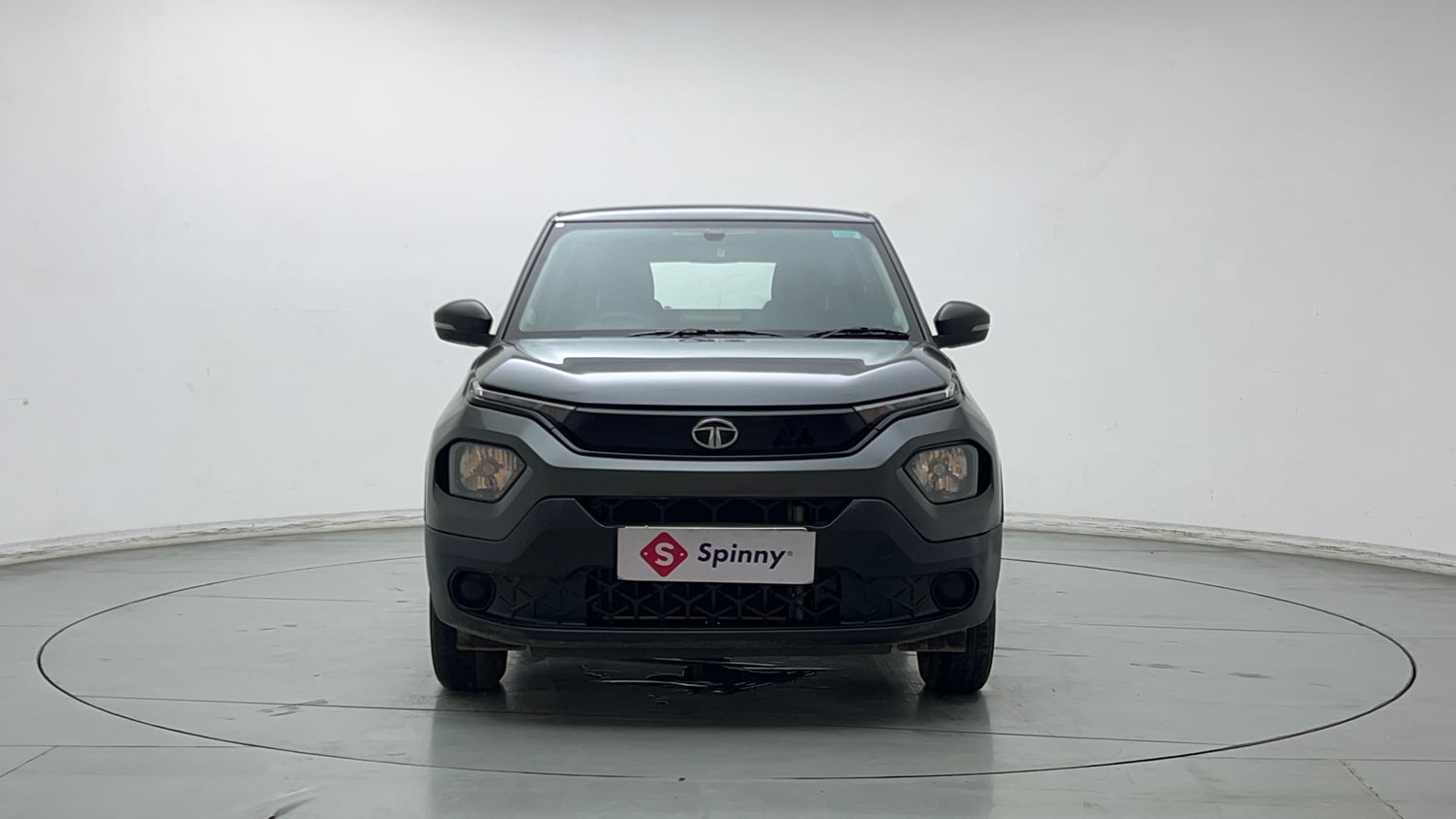 Used 2023 Tata Punch Pure MT Petrol Manual exterior FRONT VIEW