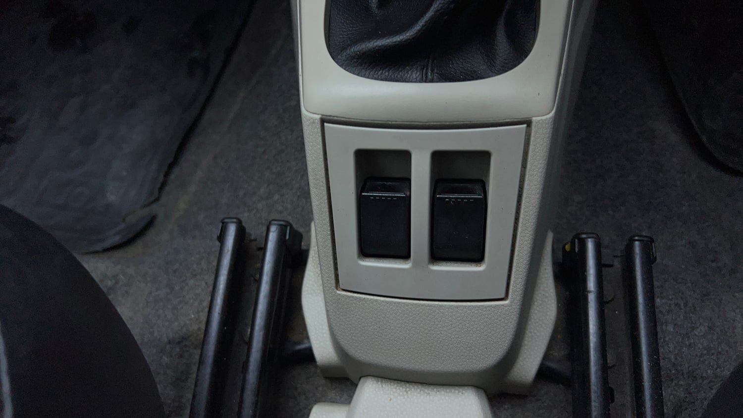 Used 2020 Maruti Suzuki Alto 800 LXi Petrol Manual top_features Power windows