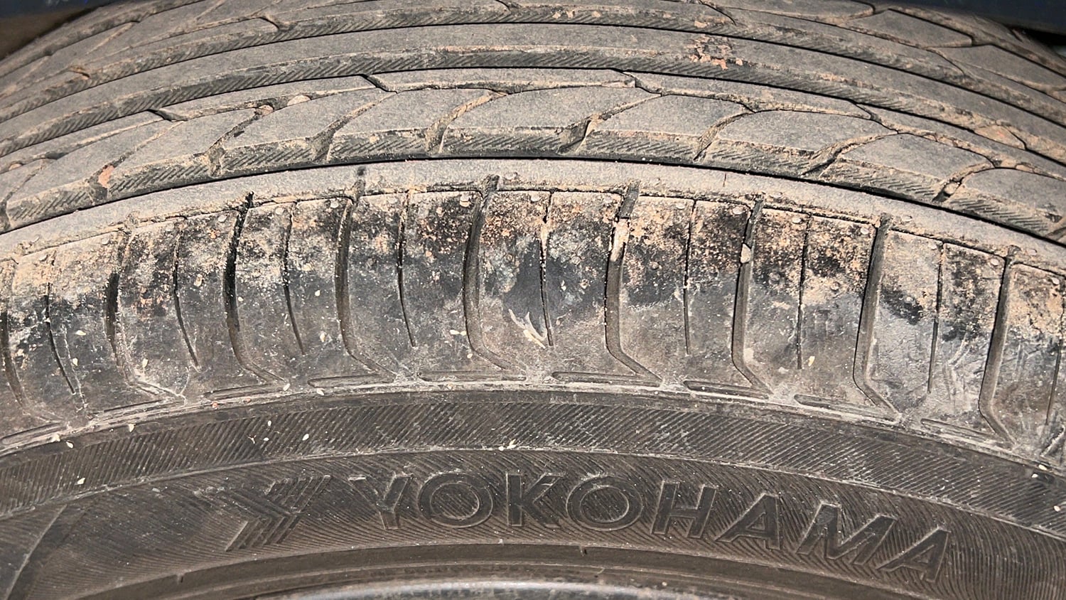 Used 2022 Hyundai Grand i10 Nios Sportz 1.2 Kappa VTVT Petrol Manual tyres LEFT REAR TYRE TREAD VIEW