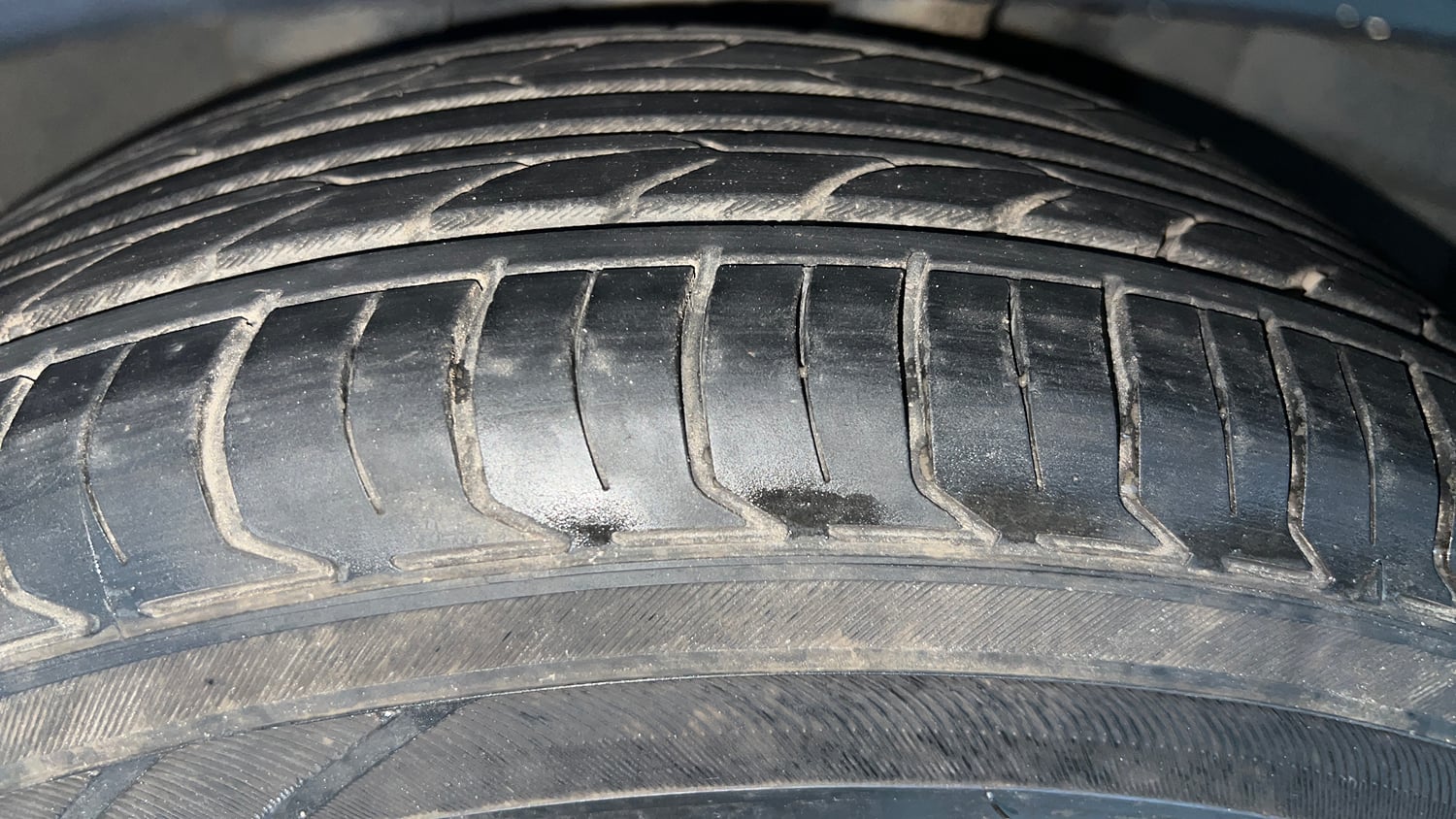 Used 2021 Ford EcoSport Titanium 1.5L TDCi Diesel Manual tyres LEFT FRONT TYRE TREAD VIEW